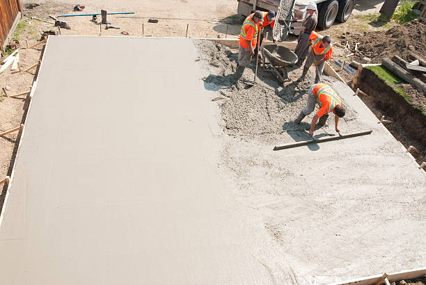 Best Concrete Walkway Installation  in Wanamassa, NJ